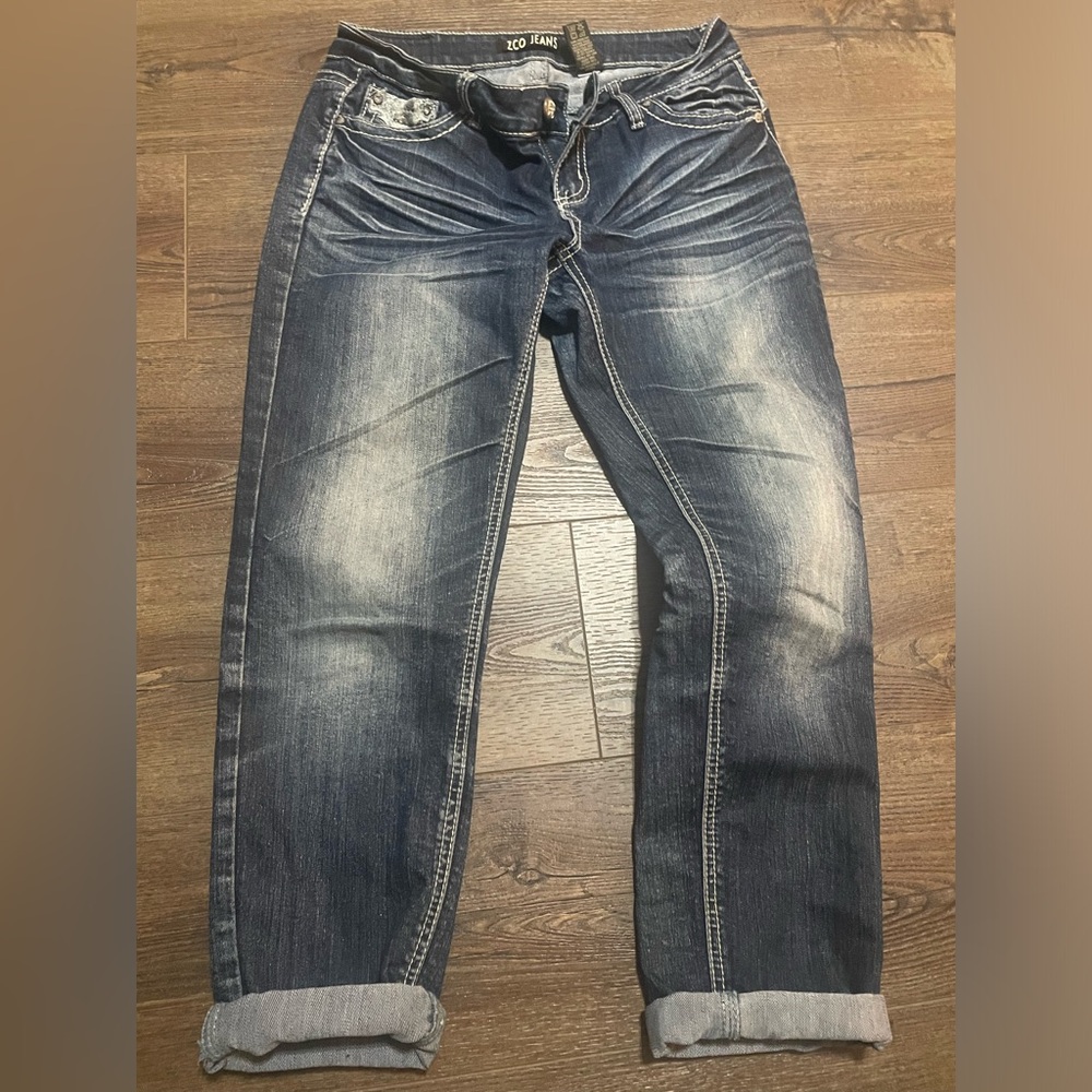 ZCO Embellished Denim Capris Sz. 9Juniors